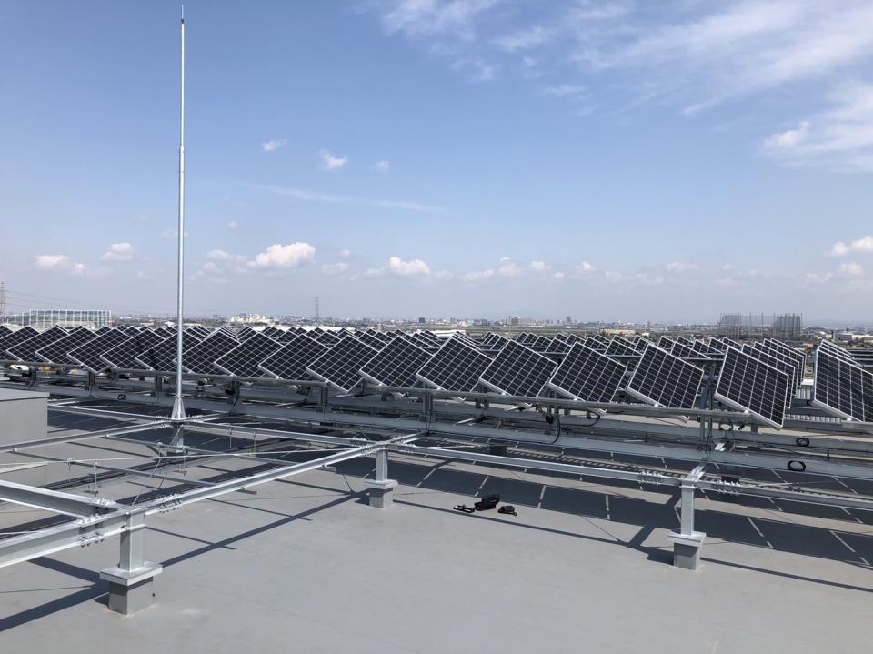 朝も夕方も最大の発電量を維持！