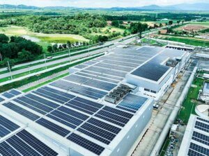 2026年、日本の電力需要家に訪れる3つの大変革。省エネ法改正＆排出量取引制度スタート